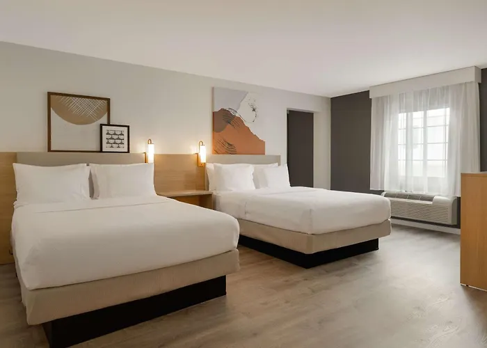 Spark By Hilton Hotel 3*