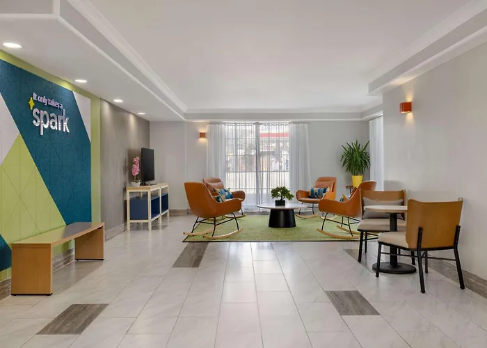 Spark By Hilton 3*