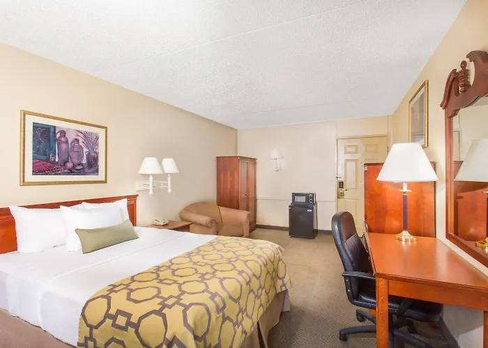 Spark By Hilton 3*