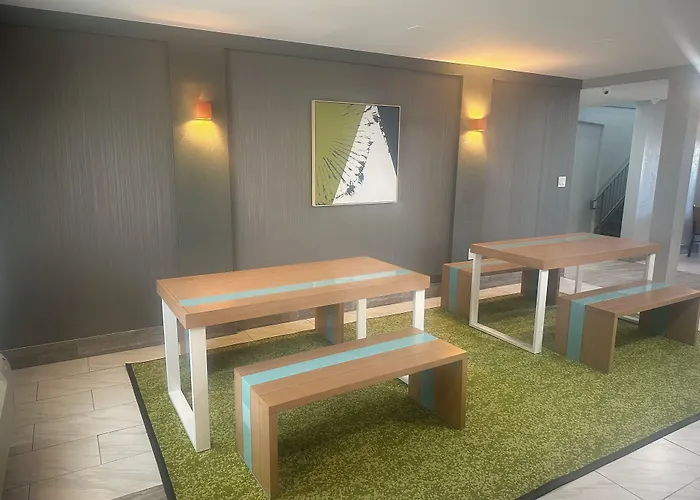 Hotel Spark By Hilton 3*